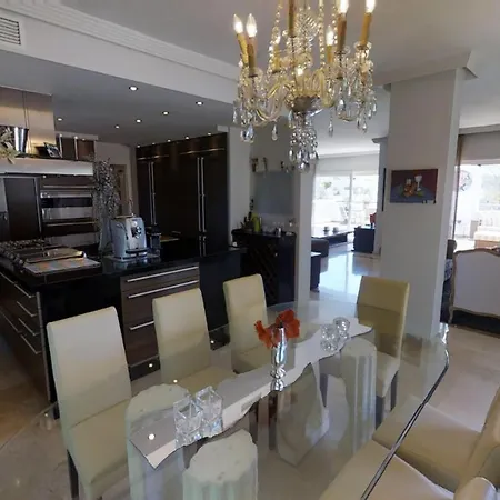 Appartement Wonderful Penthouse With Pool And Sea View