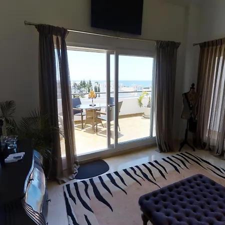 Wonderful Penthouse With Pool And Sea View *